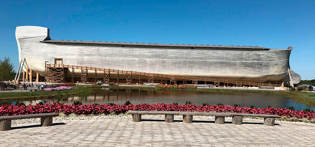 Anti-ciencia expresado a través del Arca de Noé en parque temático Ark Encounter